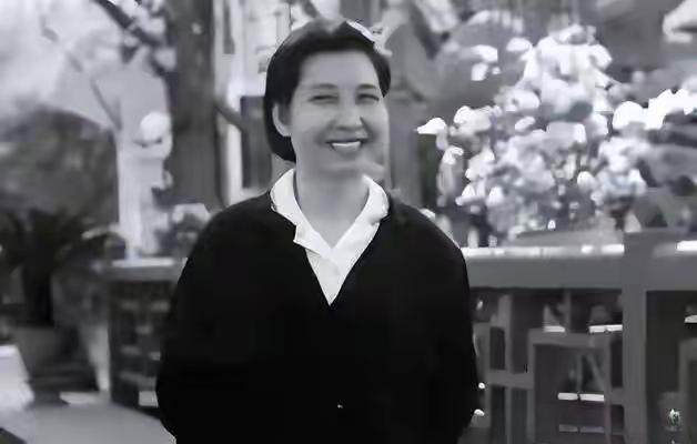 曾志同志临终前向家人吐露真言：世人皆道革命者最重牺牲与奉献，其实她一生的魂牵梦绕