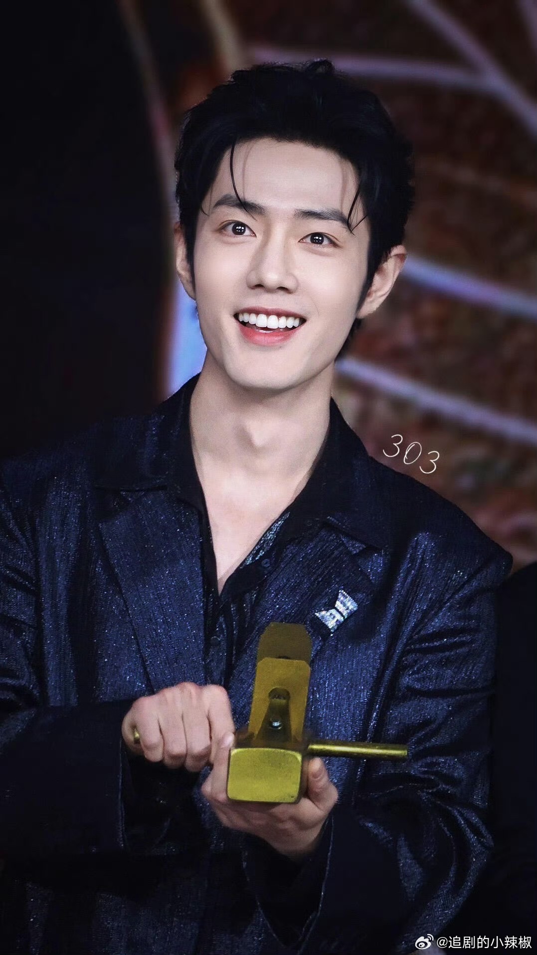 Let’s今晚恭迎smg史上最年轻视帝肖战！ 