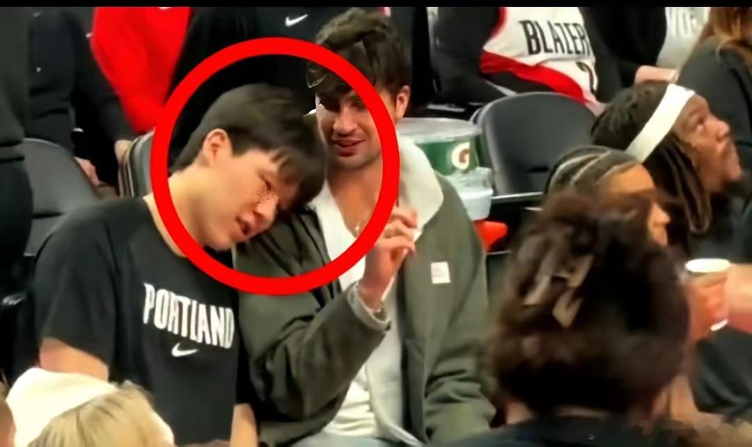 杨瀚森 杨瀚森的个人数据：1、出战24场比赛。2、场均出场时间：8.3分钟。3、