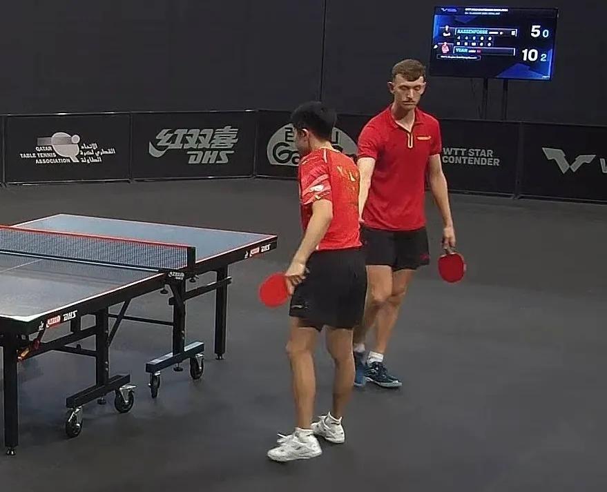 男单资格赛第一轮
袁励岑🇨🇳3-0拉森福斯🇧🇪
比分 11:4，11:4