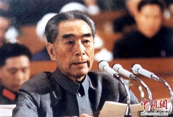 边关月 【今天，缅怀周恩来总理】他年少奋发为中华之崛起而读书他日理万机为让世界认