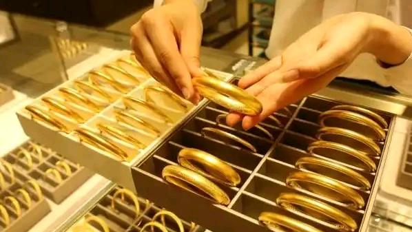 火烧不化、仪器测不出！这种“假黄金”连金店老师傅都栽了跟头。


最近多家金店遭