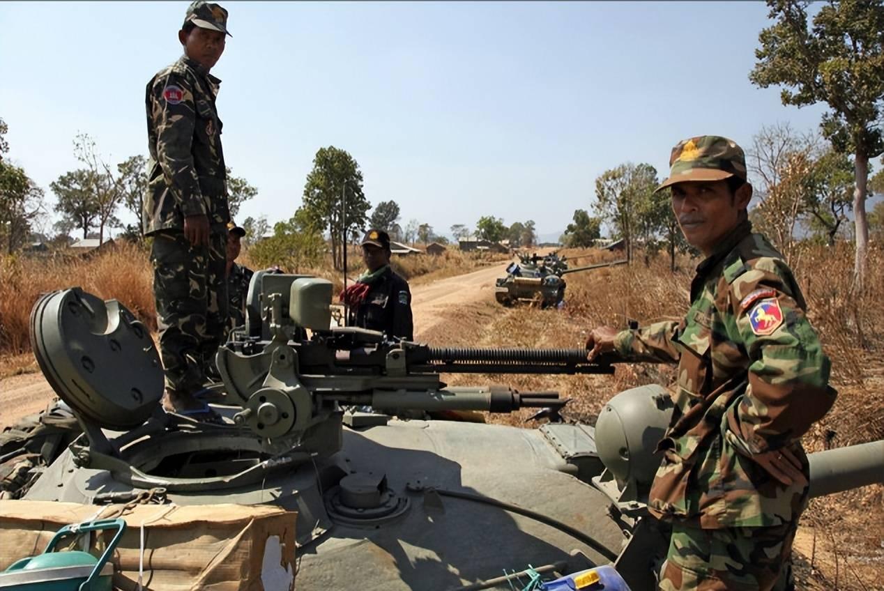 10日，泰国陆军发布公告，根据《泰国戒严法》，为维护边境地区的安全，即日起在沙缴