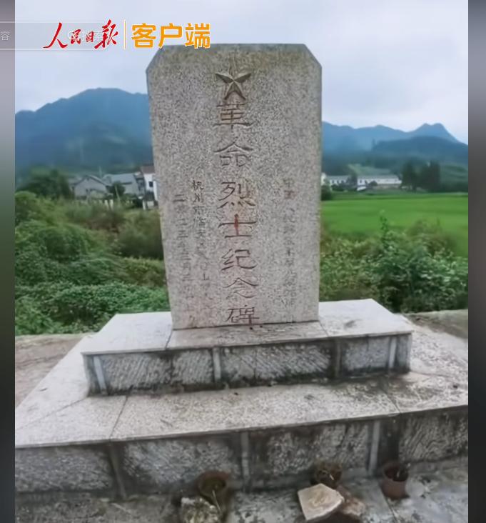 上人民日报了！浙江杭州，一男子骑摩托车歇脚，接连被路过的骑车人盯着看，扭头才发现
