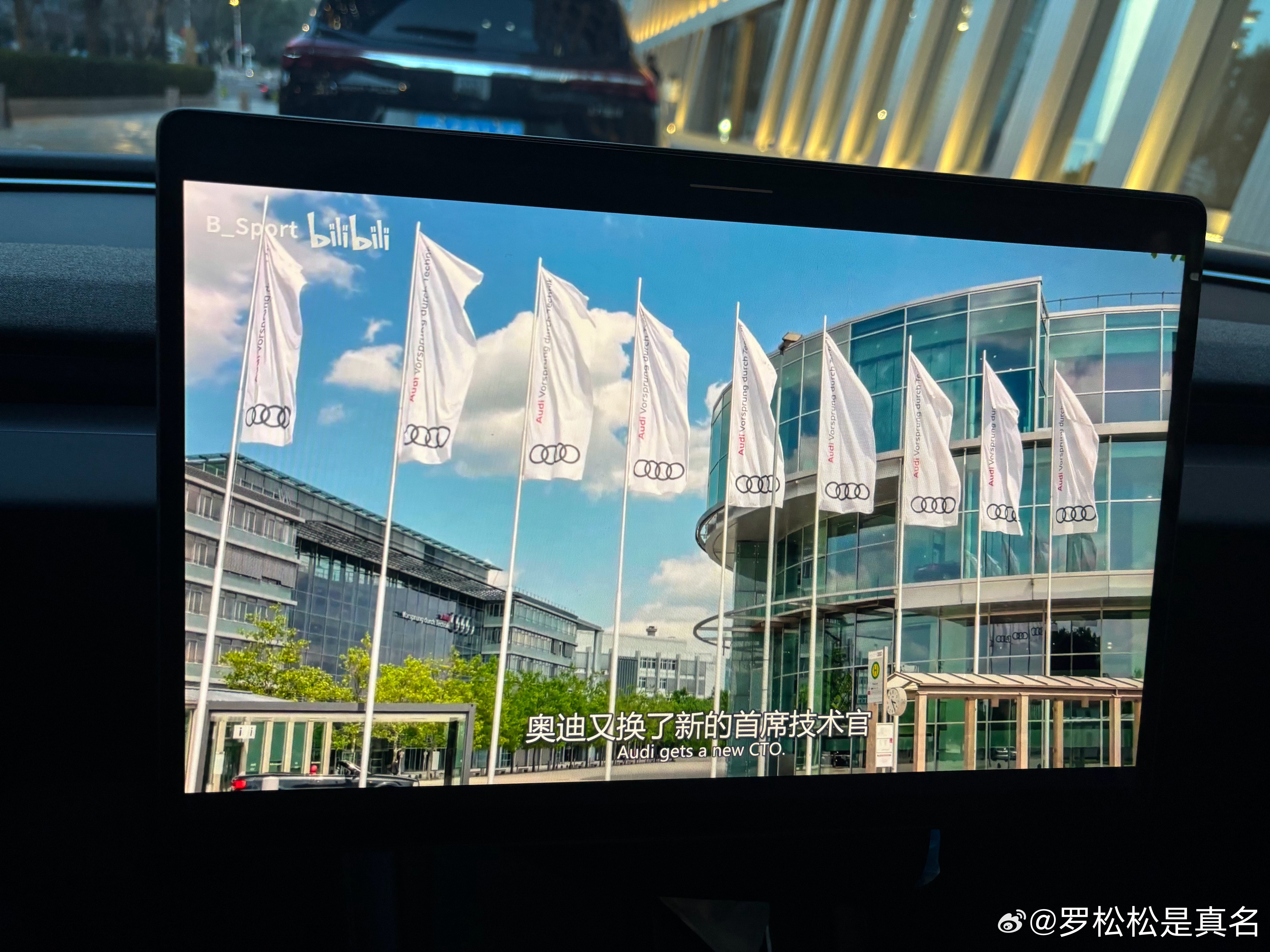 喝完咖啡了，盒马上的菜也买好了，来接老婆下班，突然觉得，当个家庭主夫也未尝不可。