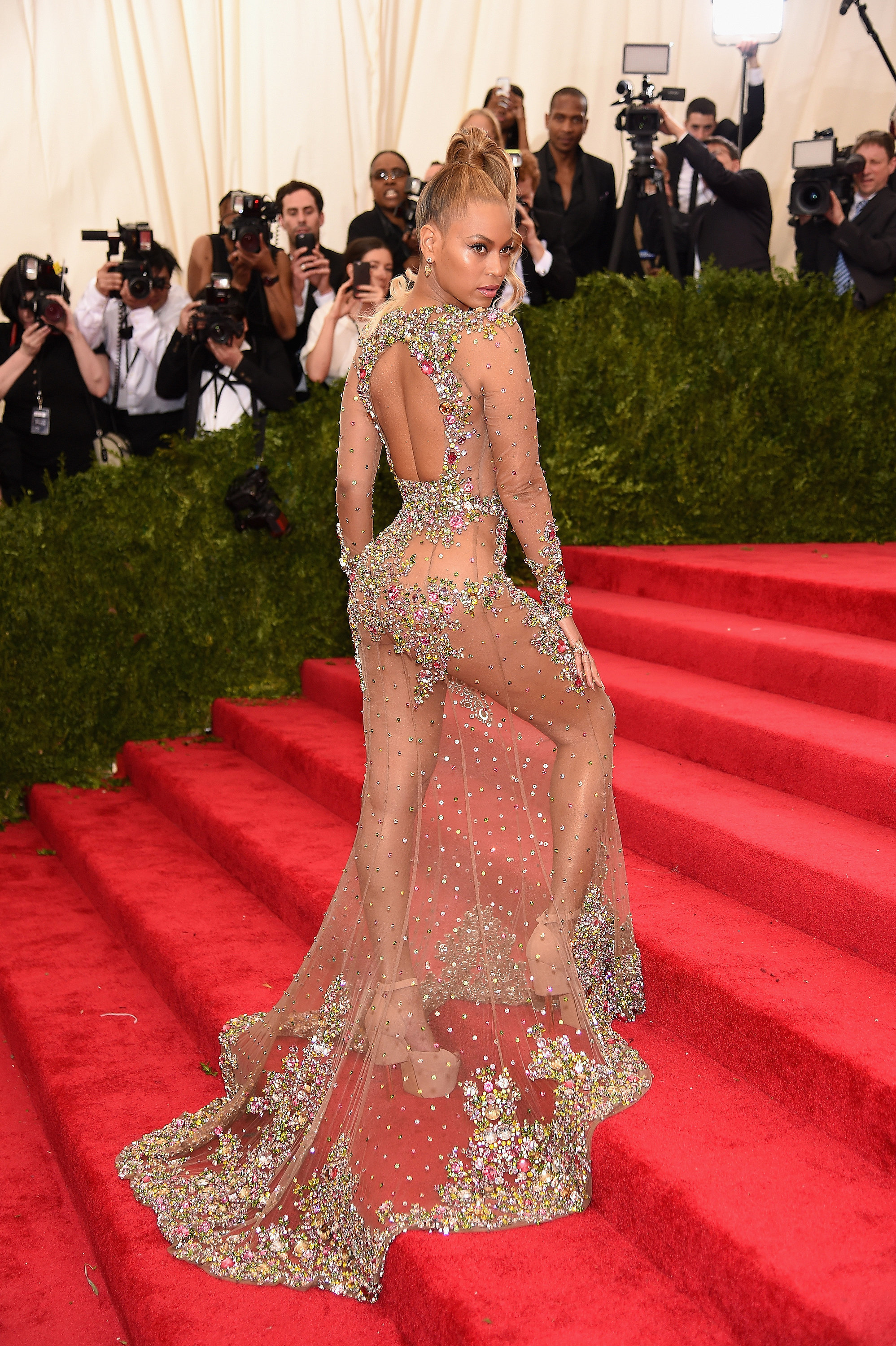 2026 年 Met Gala 正式公布官方联合主席阵容 ，天后 Beyonce