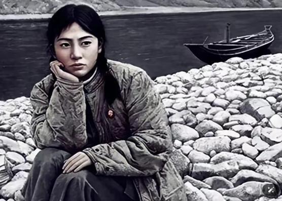 1971年，南京女知青白春兰怀着一腔报恩之心，嫁给了当地农村汉子。谁料新婚当晚，