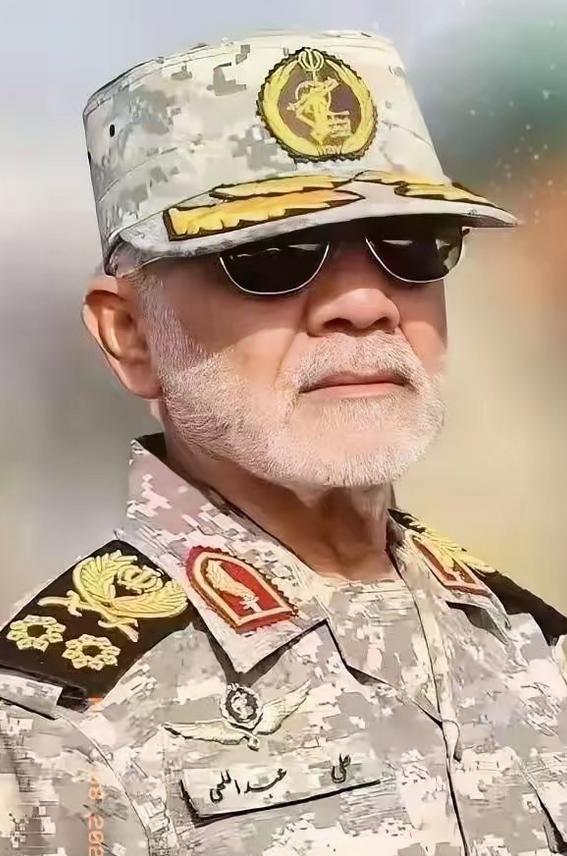 各执一词冲突又起，美军炸伊朗油轮、空袭沿海民用区，伊朗导弹反击美舰，这场闹剧撕开