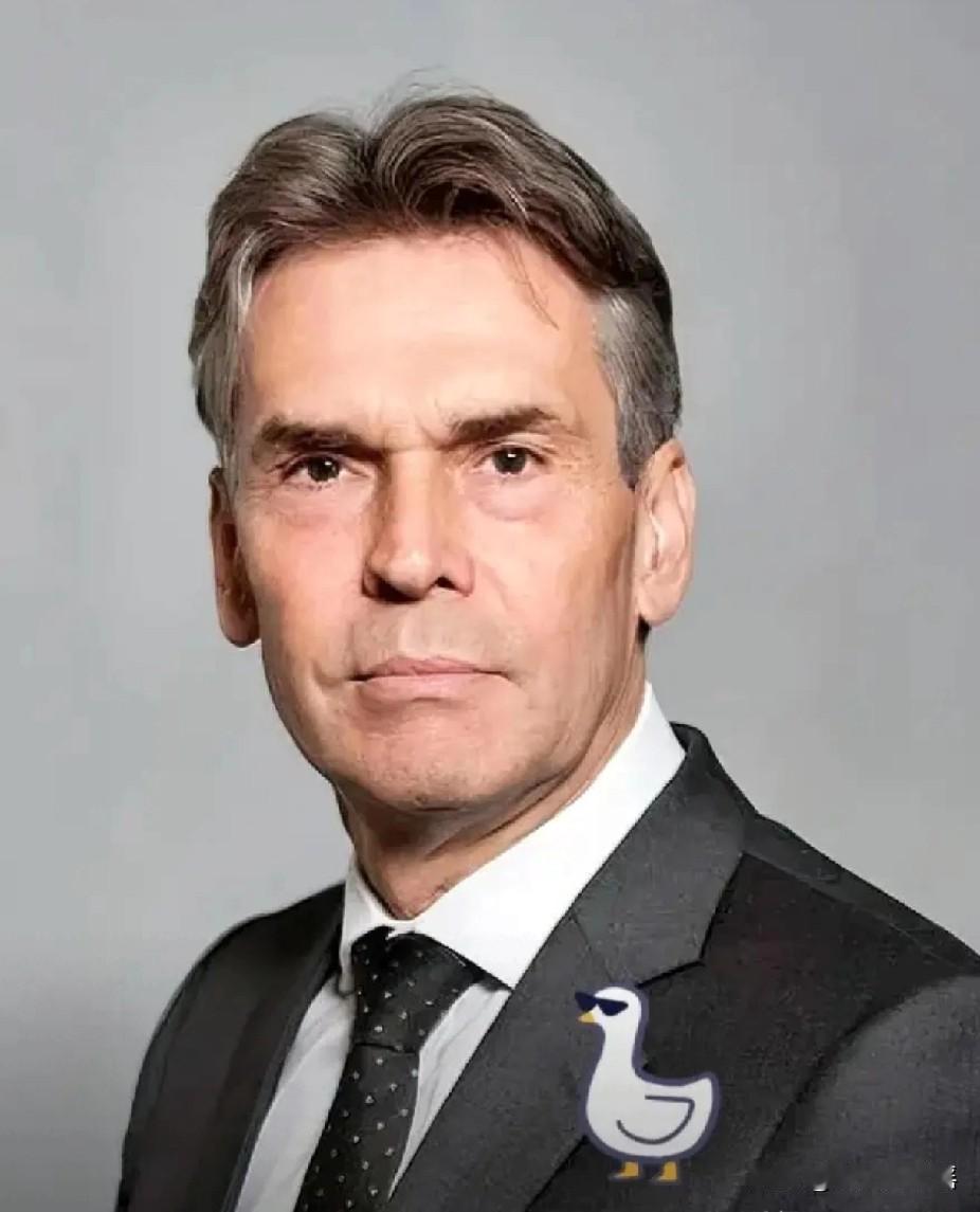 荷兰消息。12月5日，荷兰养老金系统的改革正产生深远影响，由于改革导致对长期债券