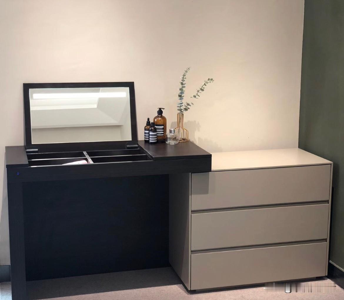 你是不是总觉得家里越住越挤，每天搞卫生却怎么都弄不干净？别怪房子小，承认吧！都是