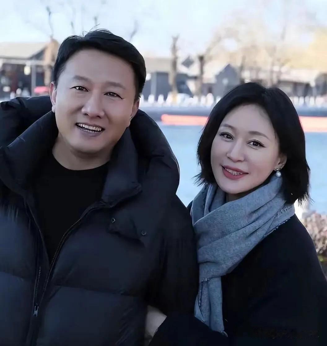 很喜欢的一对演员夫妻，虽然没有大红大紫，但踏踏实实演戏，低调恩爱，没有绯闻，让人