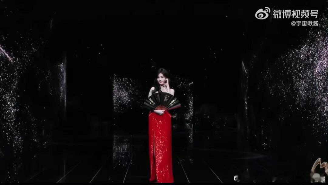 白鹿微博之夜出场的bgm唐宫奇案白鹿在微博之夜的出场，从BGM选曲到镜头调度都诚