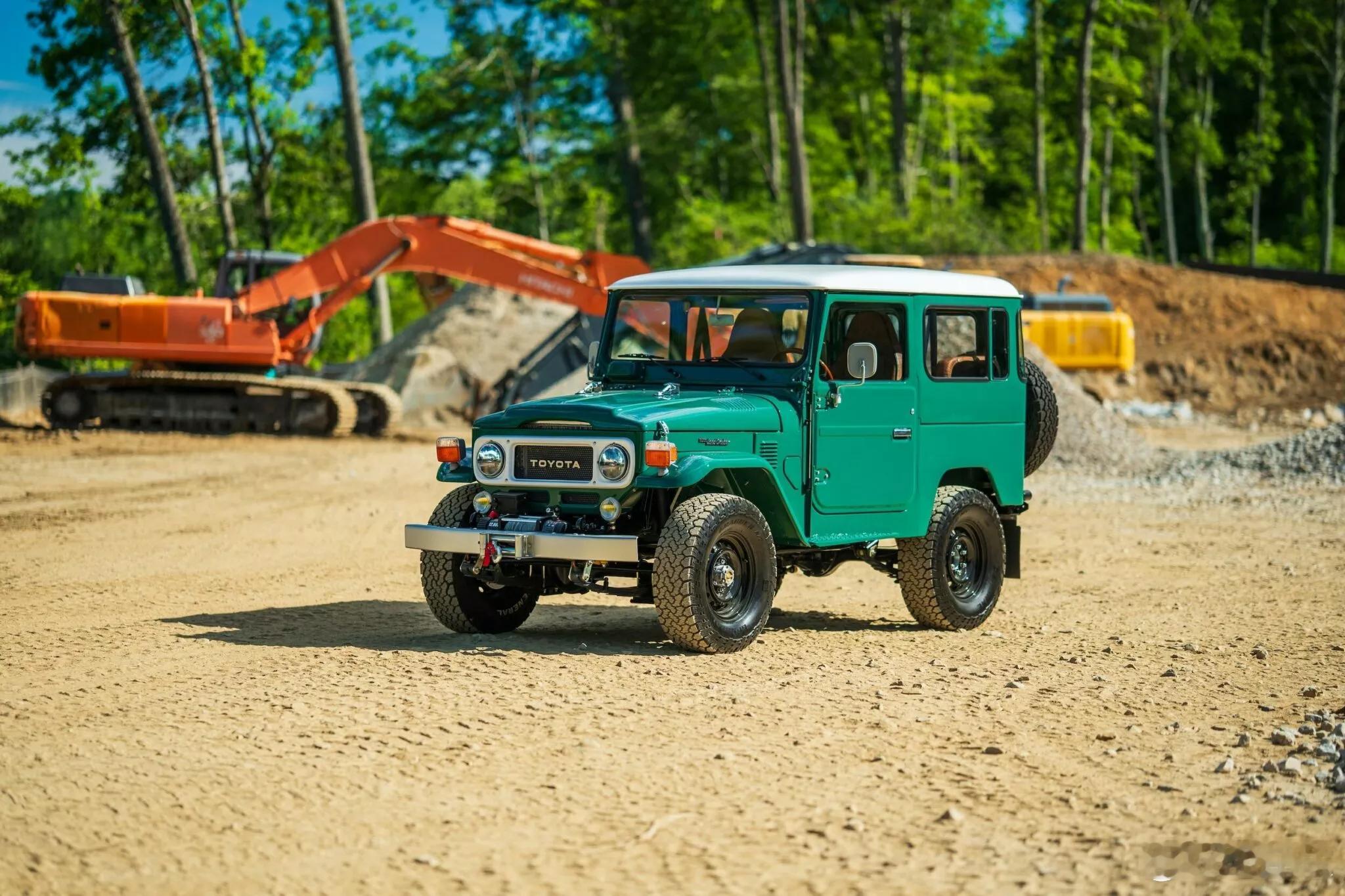 名车志Classic  “复古猛兽”，丰田 FJ40 的华丽变身。·  一辆 1