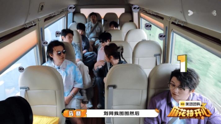 沈腾被马丽逼出土拨鼠尖叫麻花家族吐槽沈腾轮不到他玩赖时特认真，这话可太精准了，从