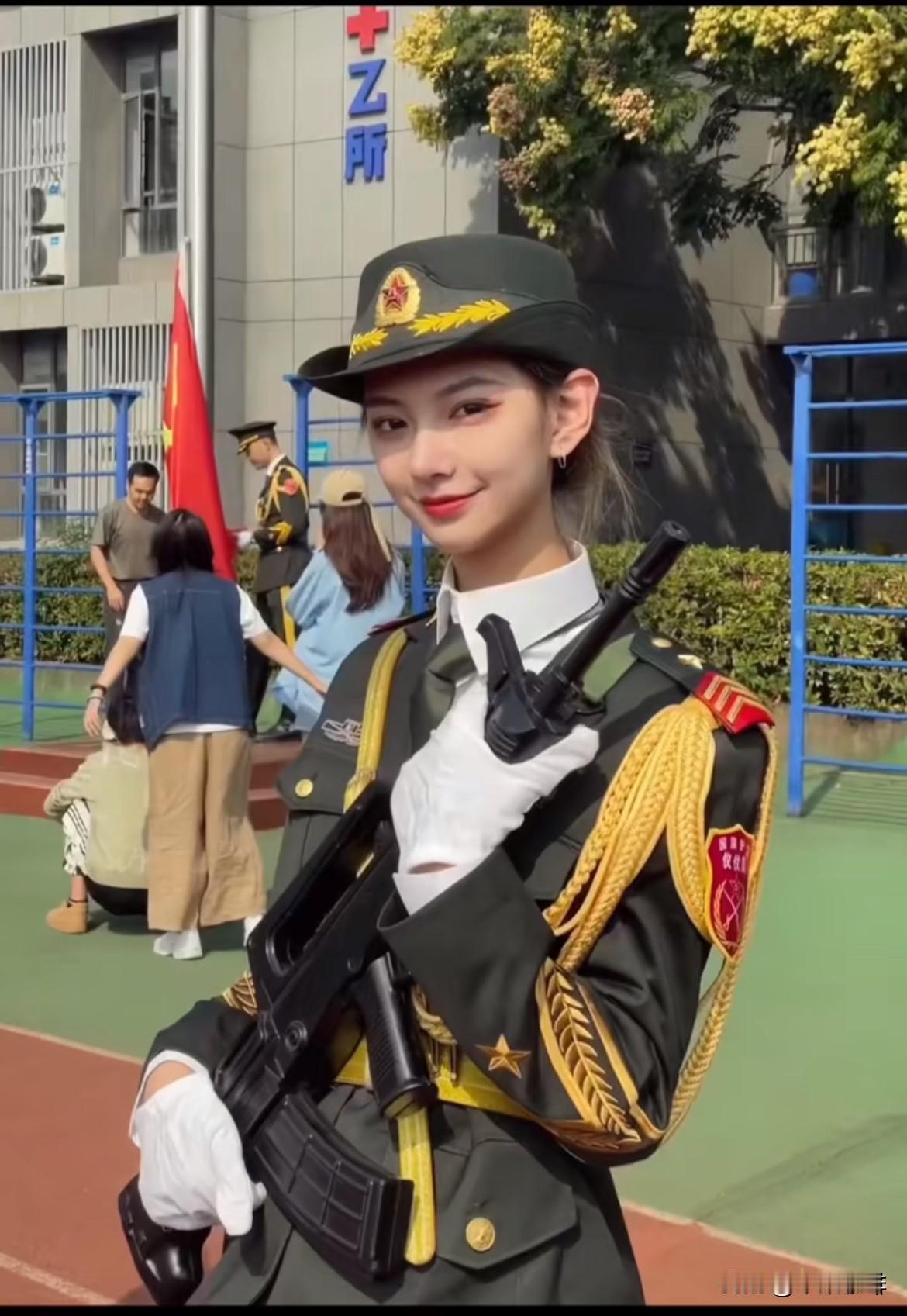 梦想的光芒，照的脸发烫