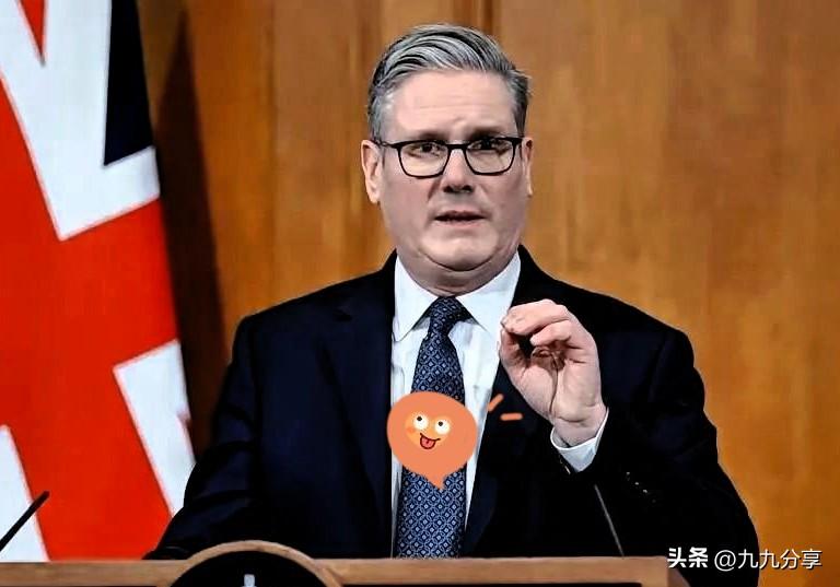 英国终于有脊梁了
 



   今天凌晨，英国首相斯塔默的话，听得真爽。
 