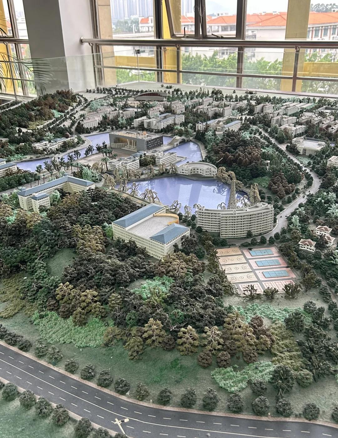 广东财经大学 数说广财时光印记