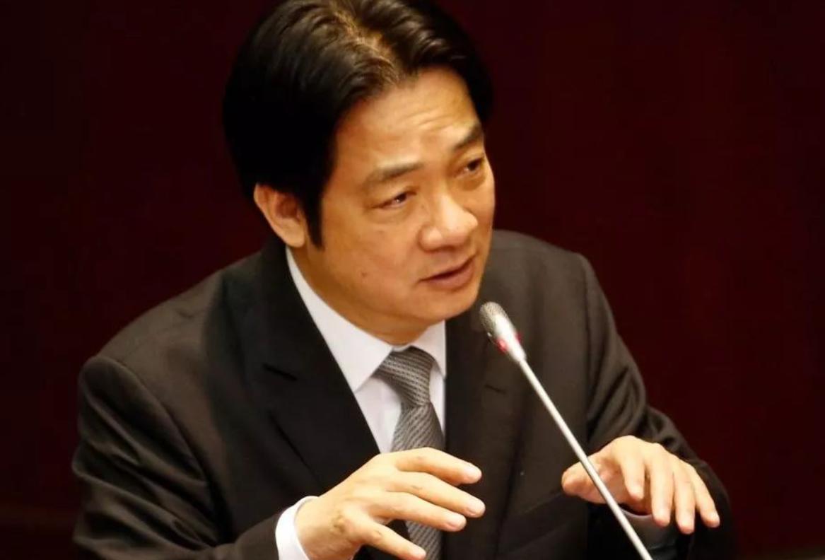 这几天台海的几个新动向凑到一块儿，很多人没反应过来背后的分量。中国早就不是当年那