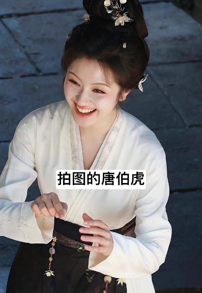 李兰迪瘦身显著，此次古偶有望大爆。 
