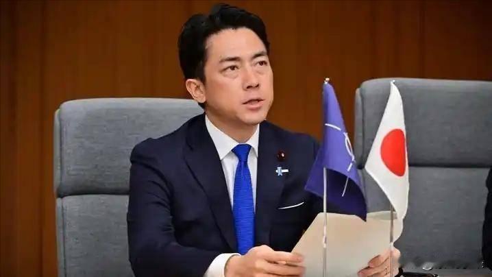 日本防卫大臣小泉进次郎在北约安卡拉峰会，全程高调渲染“中国威胁论”，试图绑定欧洲