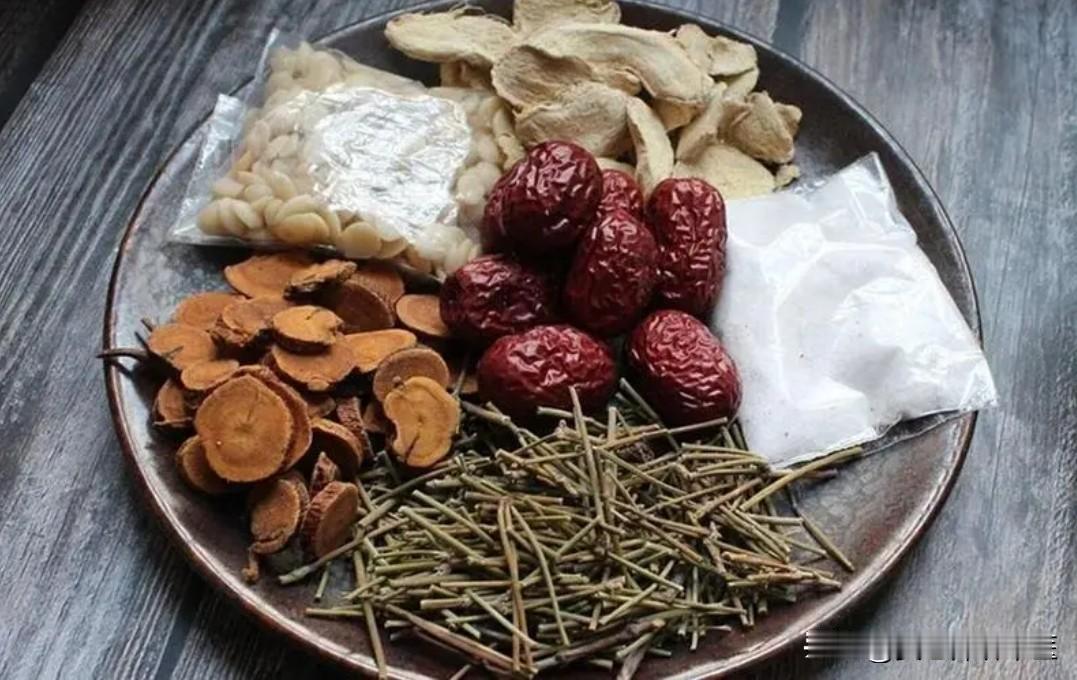中医四大神兽汤：青龙散寒 白虎清热 朱雀灭火 玄武利水 各有妙用！

1、大青龙
