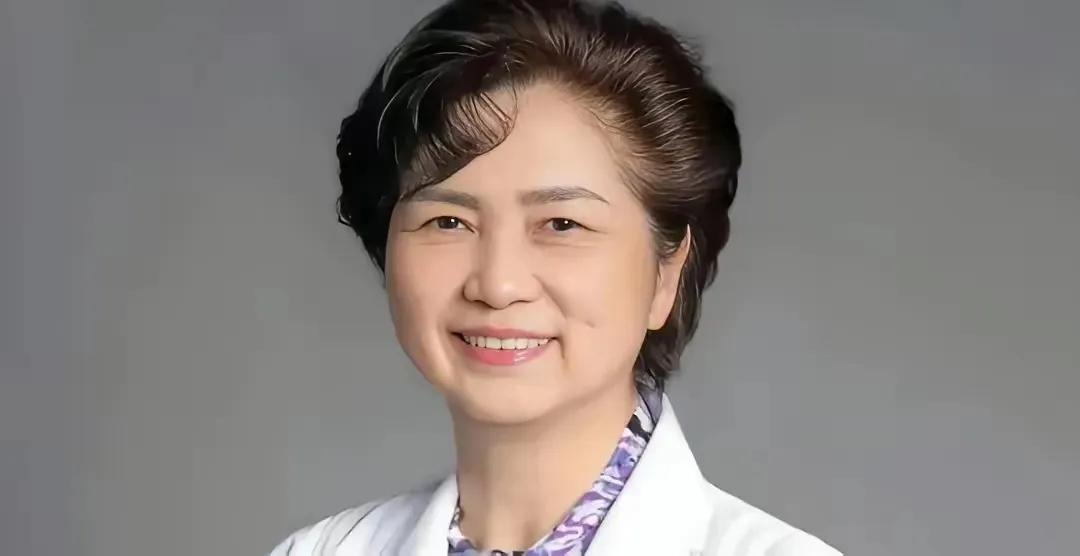 2020年，当年提出武汉“封城”举措的李兰娟院士，为国家立下了卓越功勋，可谁都没