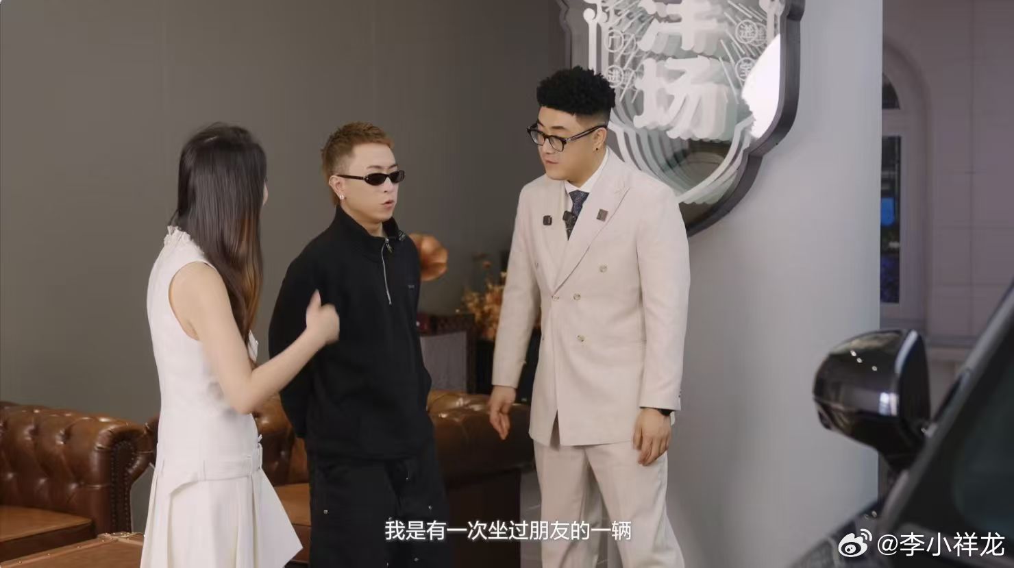 秦奋近日现身极氪门店，正式提走他的第一台新能源车极氪009。作为外国汽车品牌的资