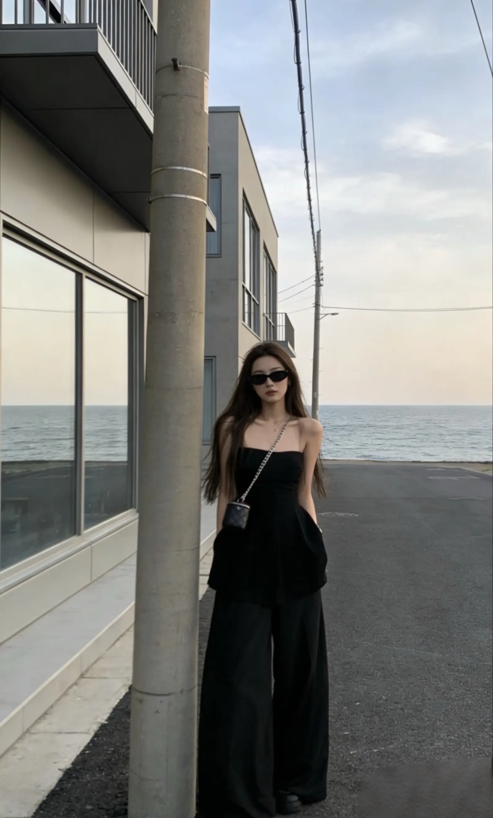 这大概就是黑色的魅力吧。