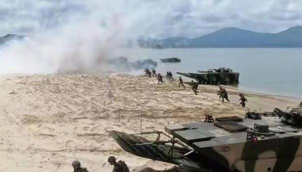 美日韩的媒体称，如果打起仗来，中国会被打得溃不成军，现在的中国军力看似很强，但却