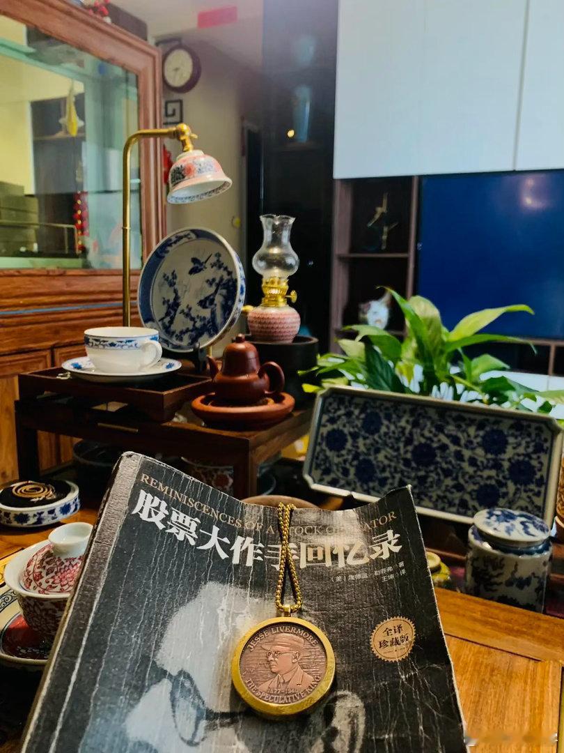 利弗莫尔有一个词，几乎所有人都读轻了。那个词叫：等待。很多人把等待，理解成什么都