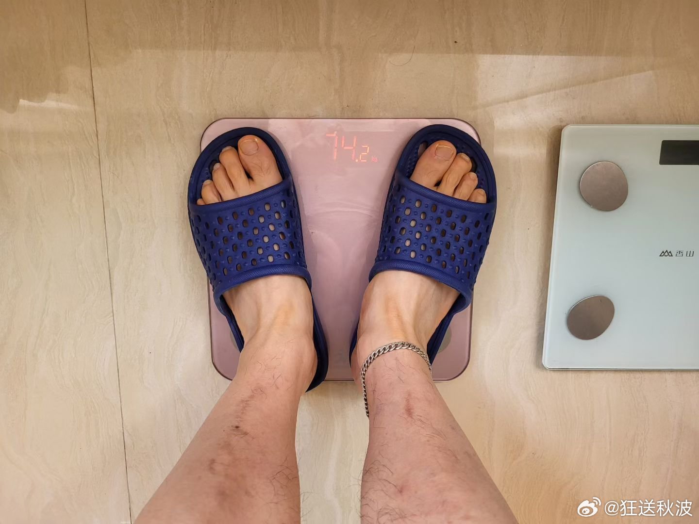 💩前和💩后……原定六月底下72的目标不降反增，回笼觉睡到九点半，外面天气很好