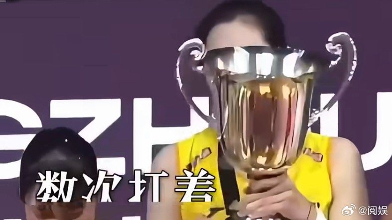 巅峰时期的朱婷有多强进攻统治力拉满，带中国女排站上世界之巅。巅峰朱婷，就是女排的