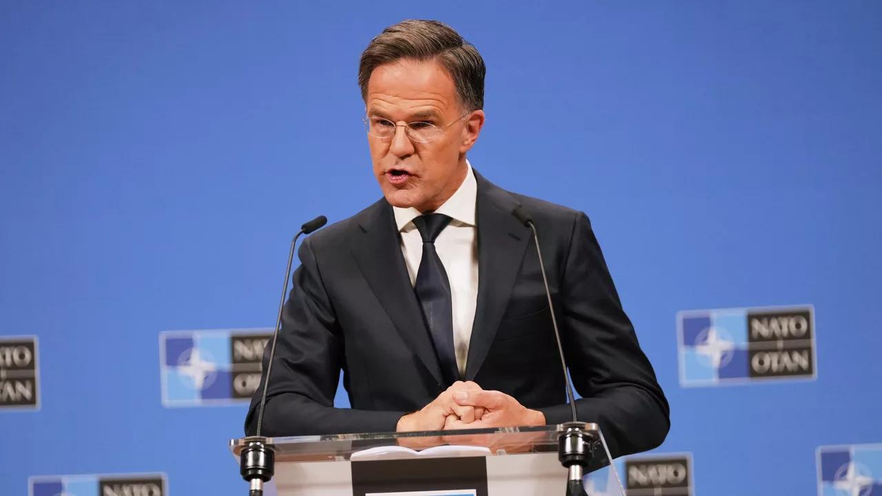 北约秘书长马可·吕特在接受《图片报》采访时说，如果“俄罗斯违反和平条约”，欧洲已