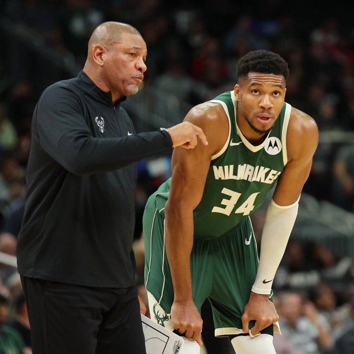 道格·里弗斯谈雄鹿队被淘汰出季后赛：“这当然令人失望。自从我来到这里，就没经历过