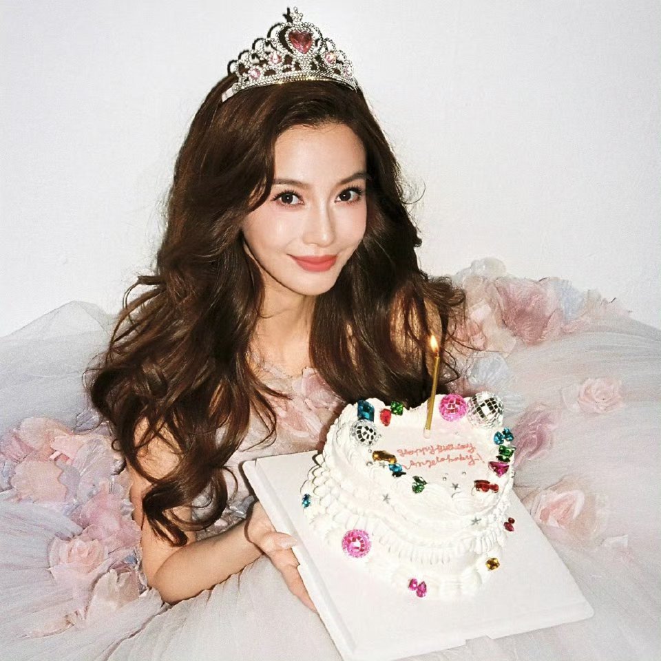 angelababy都37岁啦，生日快乐～ 