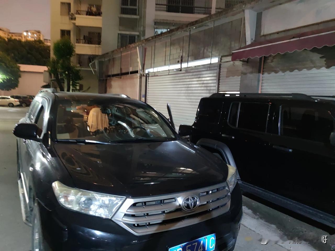 天啦，我竟然梦到小达回来了，从来没有这种梦，特别的真实情景……
       小