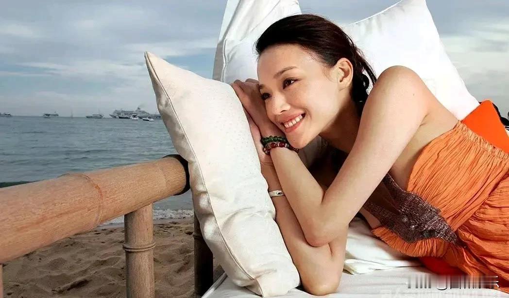 四和娱乐:关注
年轻时的舒淇，那份美，你感受到了吗？

在娱乐圈的璀璨星河中，舒
