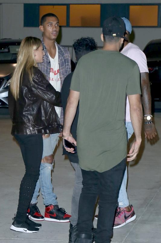 谢泼德终于在火箭迎来爆发，但这支年轻球队的体系中，范乔丹的作用依旧无可替代。
