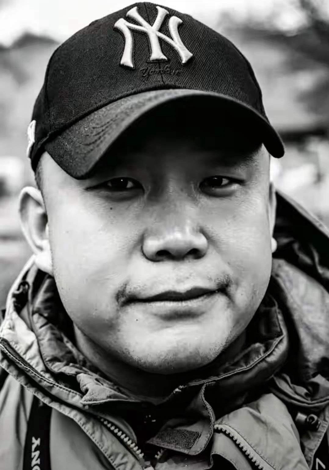 43岁摄影师孔德胜走了，他不是死于高龄，也不是死于贫穷，更不是死于折腾，而是死于