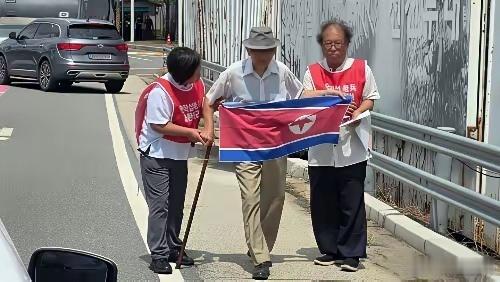 95岁的朝战被俘朝鲜士兵安学燮重申返国意愿，他希望能通过中国或俄罗斯返回朝鲜。 