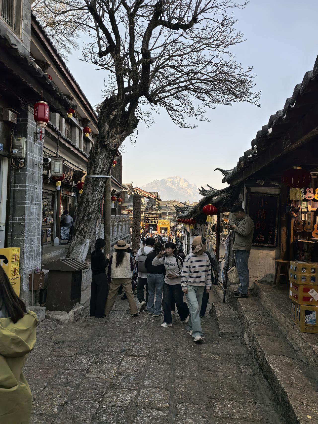 分享一张相册里随手拍的天空