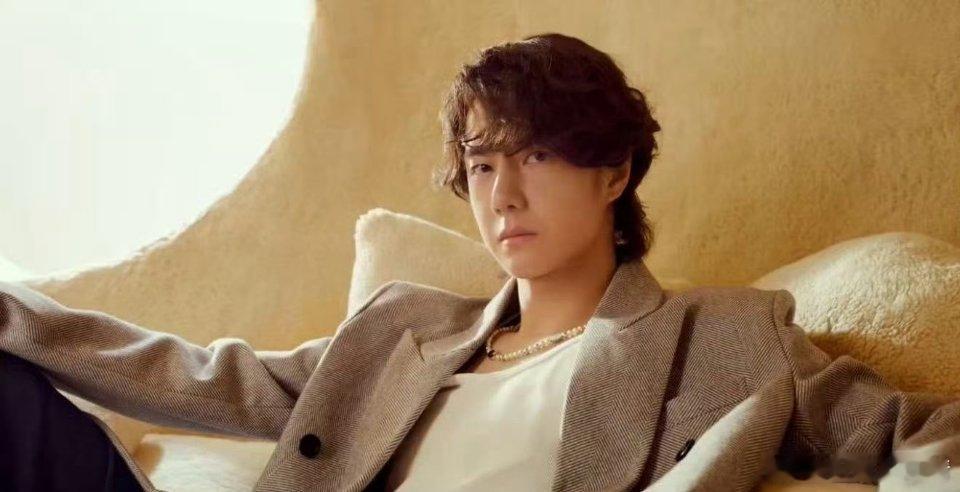 感觉好久没有他的消息了 