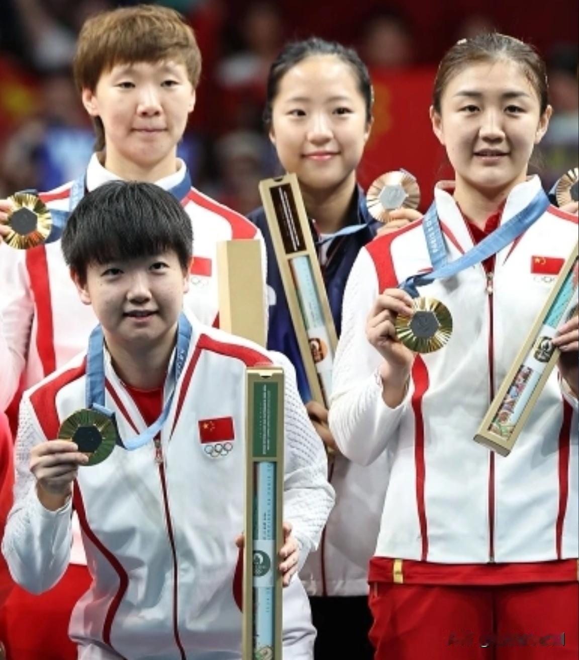 又是一场巅峰对决，
王曼昱在半决赛对阵陈梦。
面对记者的提问，
如何去准备这场比