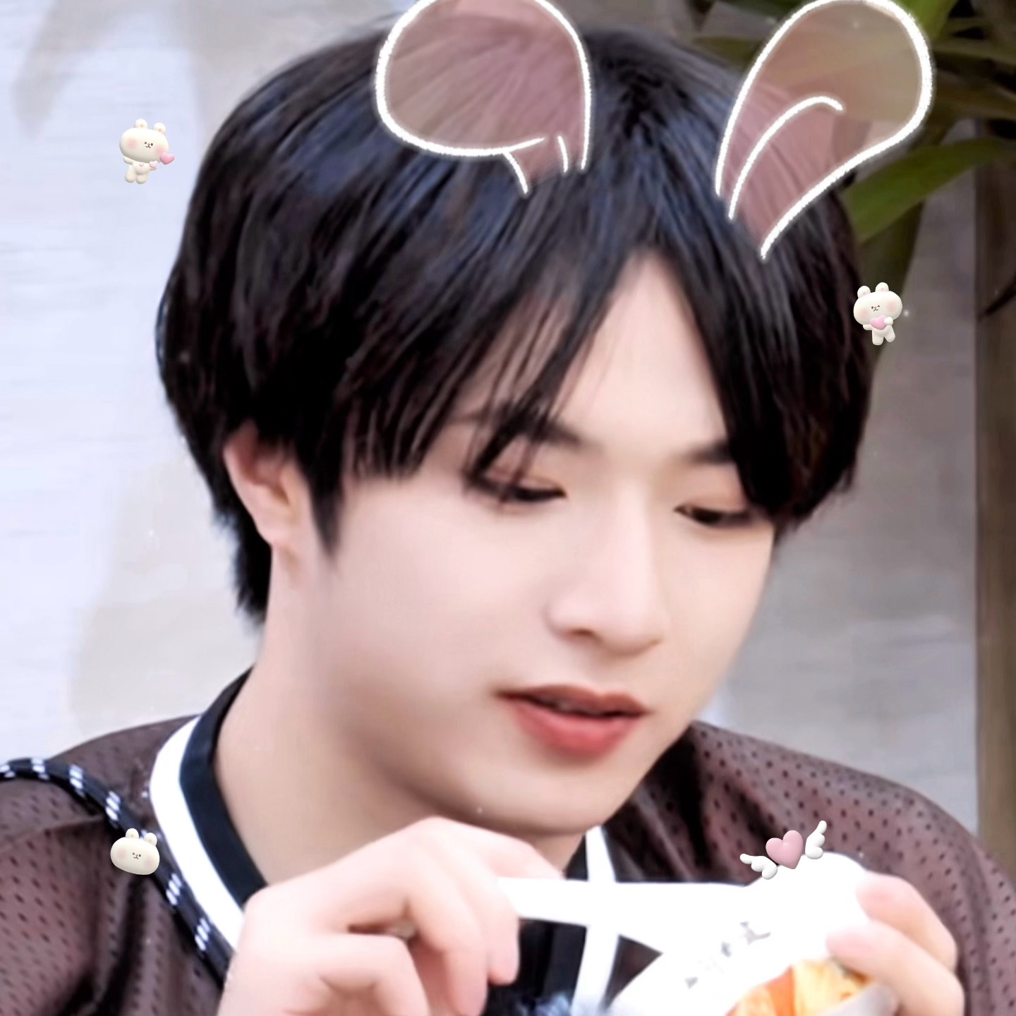 一丢丢小蛋糕也吃的好酥服呐 