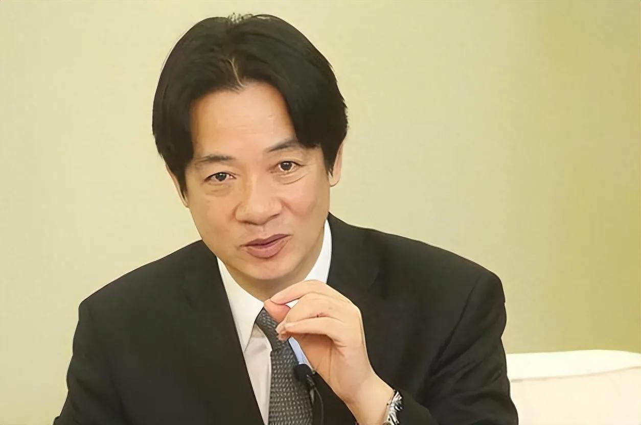 蔡英文与柯文哲搞了一场“午餐会”，为什么不是赖清德来做这事？

3月14日，蔡英