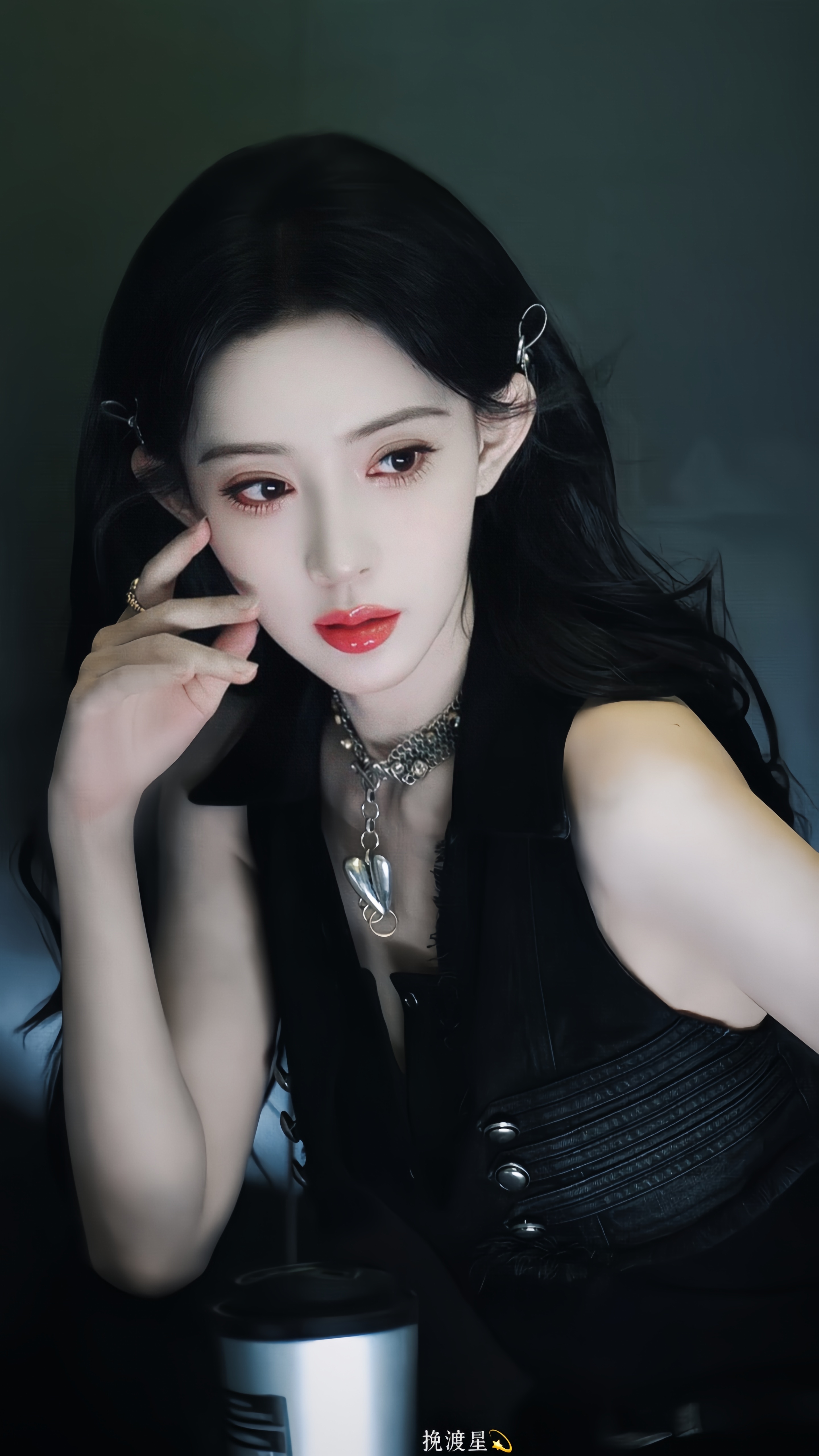 孟子义牛仔甜辣风动人心魄·孟子义🖤 