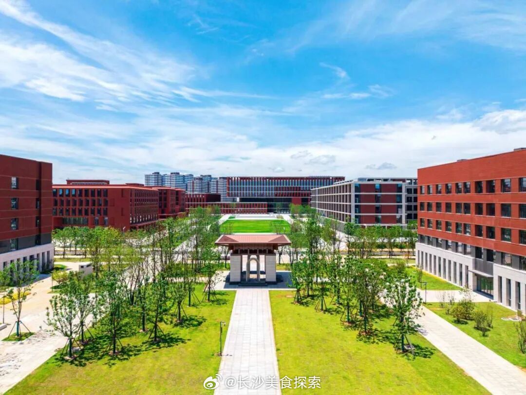 【湖大长沙科创港校区将迎来第一批师生】湖南大学科创港校区将迎来第一批师生，见证文