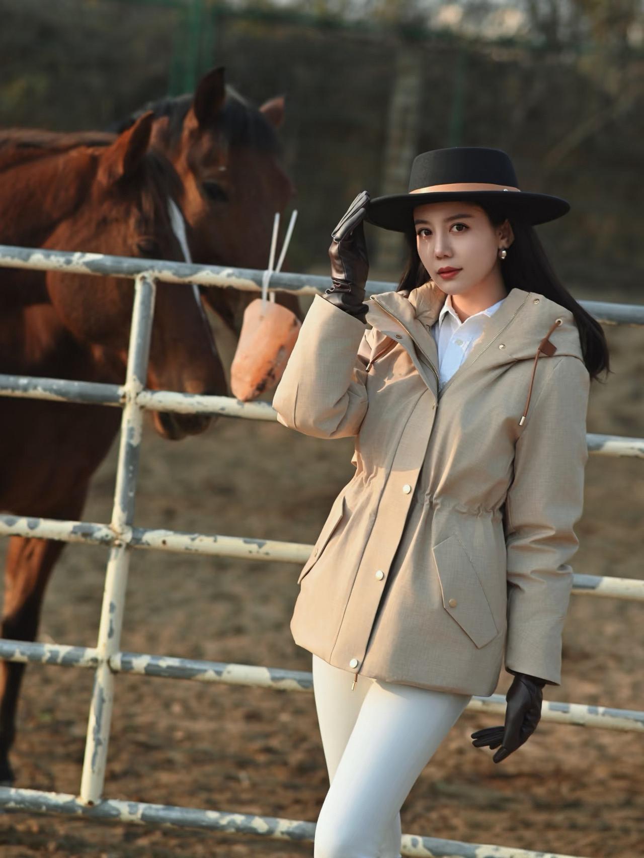 英姿飒爽，时尚优雅