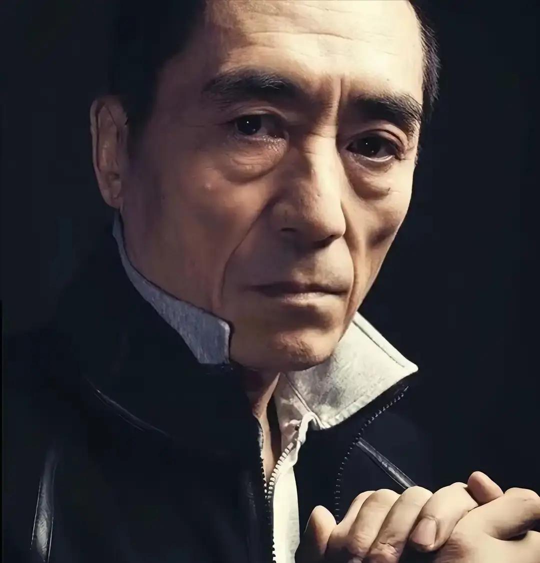 75岁张艺谋押房3亿拍片
 
他拿北京700平别墅换3000万现金，加上攒了半辈