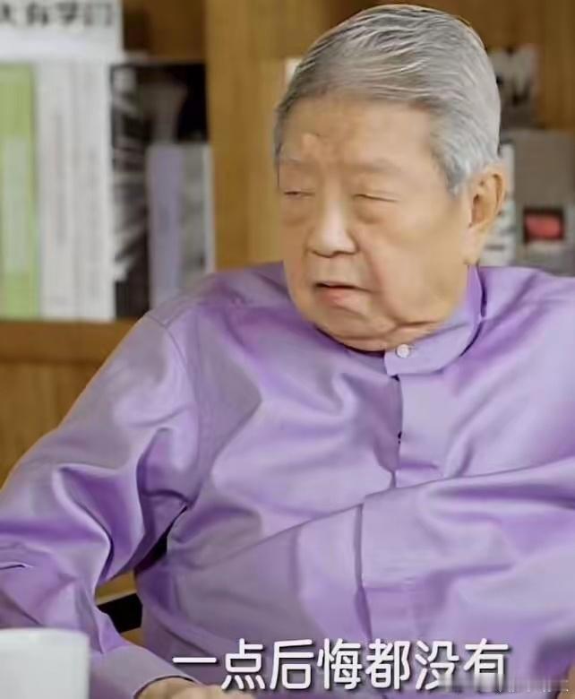 #蔡澜回应丁克##蔡澜说没有小孩一点都不后悔# 82岁的蔡澜：变卖资产住高档酒店